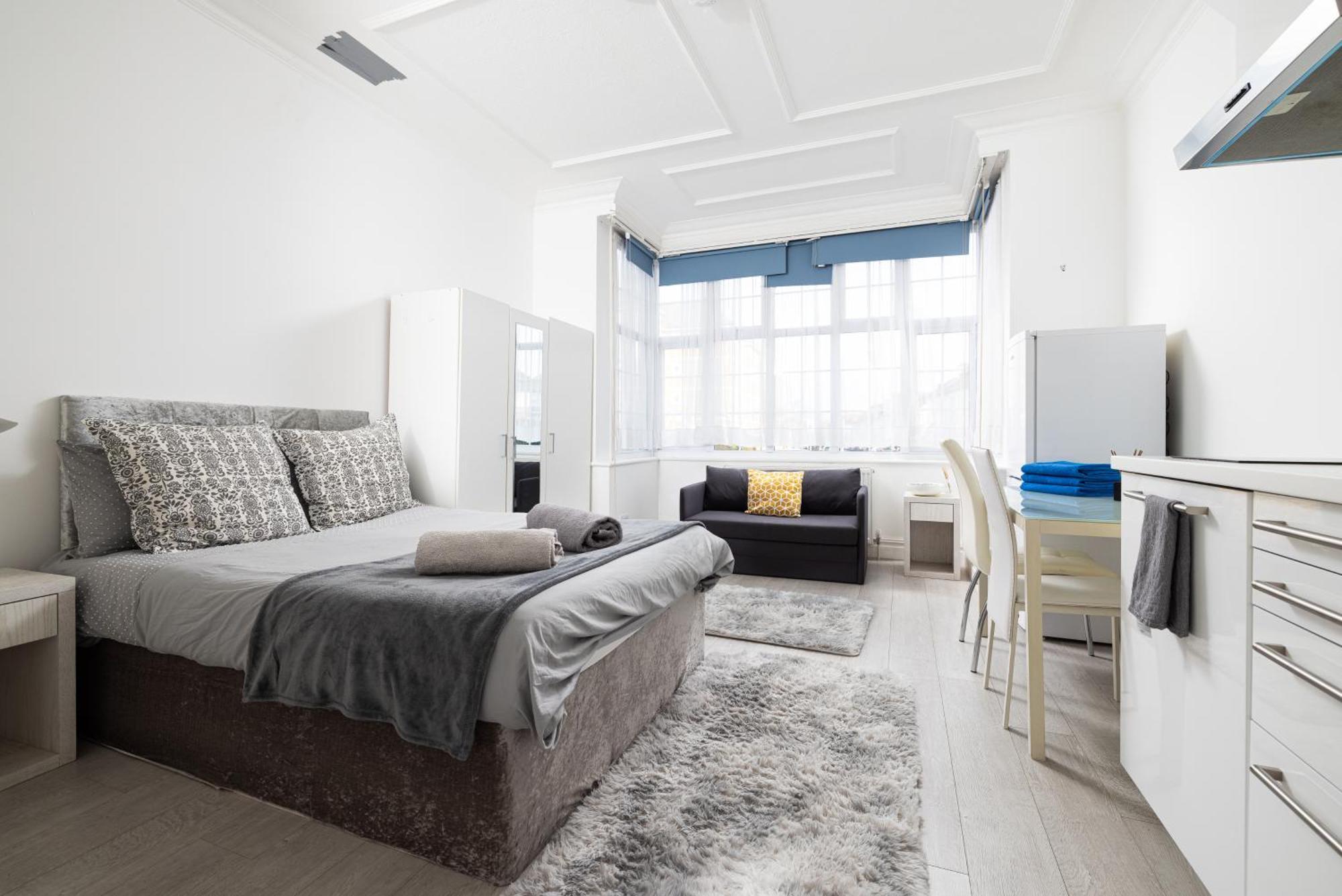 Bright Studio On Golders Green Road Londra Dış mekan fotoğraf